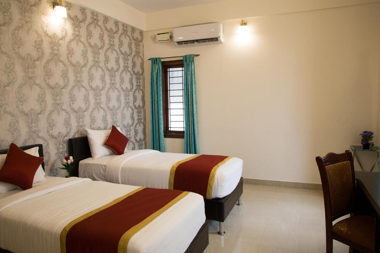 Oyo 8737 King Suites Bangalore Exterior foto